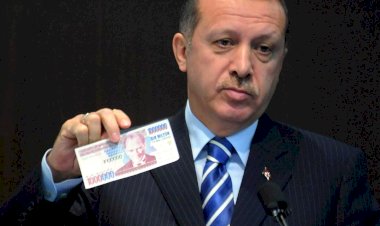 إنفوجراف|  فشل أردوغان يتسبب في انهيار  الليرة التركية
